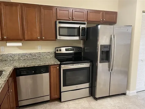 22311 SW 88th Place Cutler Bay FL 33190