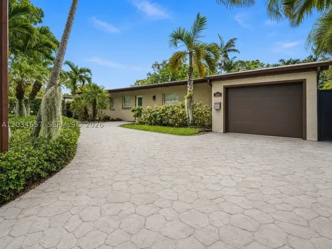1850 Keystone Boulevard North Miami FL 33181