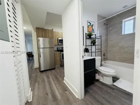 1684 SW 10th Street Miami FL 33135