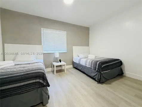 1684 SW 10th Street Miami FL 33135