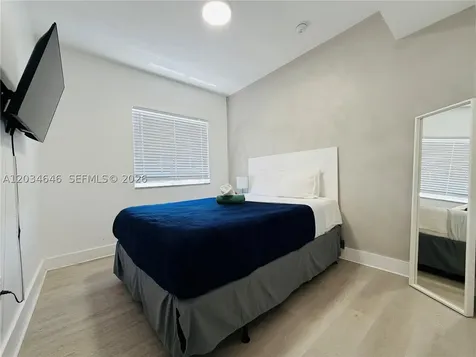 1684 SW 10th Street Miami FL 33135
