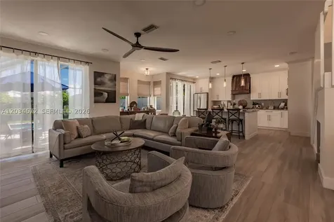 15623 NW 5th Street Pembroke Pines FL 33028