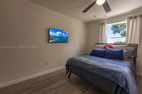 15623 NW 5th Street Pembroke Pines FL 33028