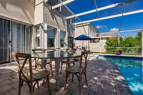 15623 NW 5th Street Pembroke Pines FL 33028