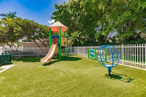 15623 NW 5th Street Pembroke Pines FL 33028