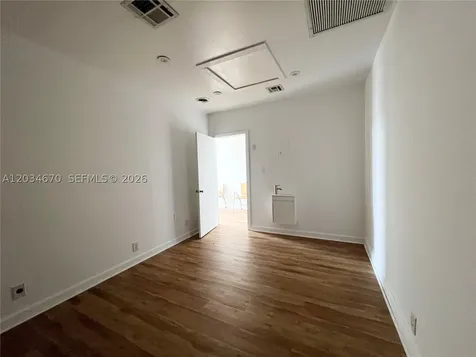 44 E Oakland Park Boulevard Wilton Manors FL 33334