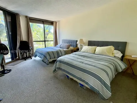 2000 Island Boulevard Aventura FL 33160