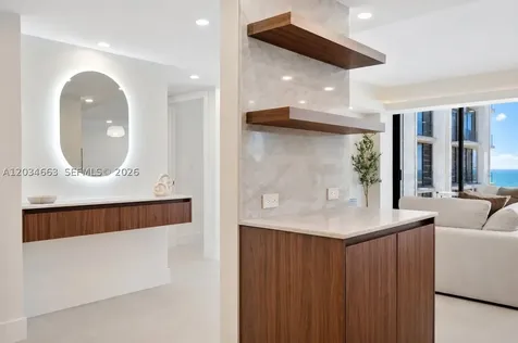 19355 Turnberry Way Aventura FL 33180