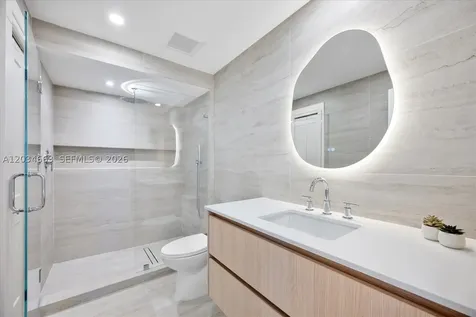 19355 Turnberry Way Aventura FL 33180
