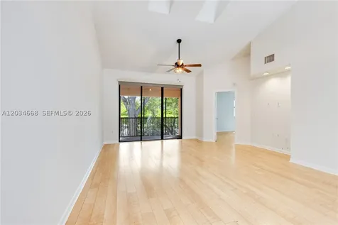 104 NW 98th Terrace Plantation FL 33324