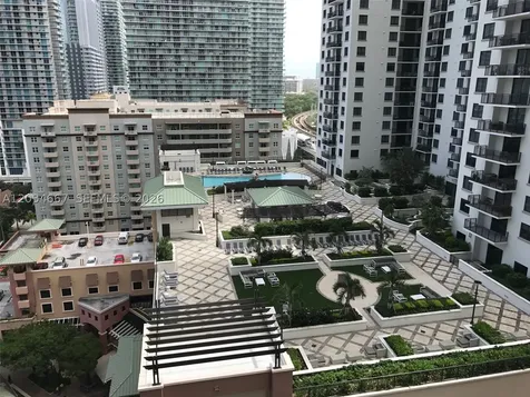55 SW 9 Street Miami FL 33130