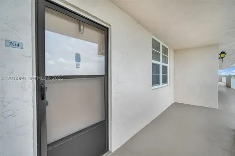 250 Jacaranda Drive Plantation FL 33324