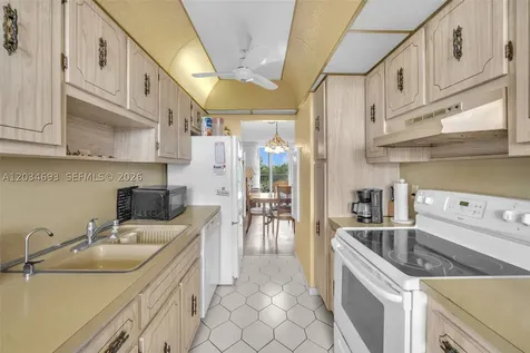 250 Jacaranda Drive Plantation FL 33324