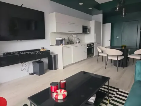 45 SW 9th Street Miami FL 33130