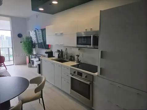 45 SW 9th Street Miami FL 33130