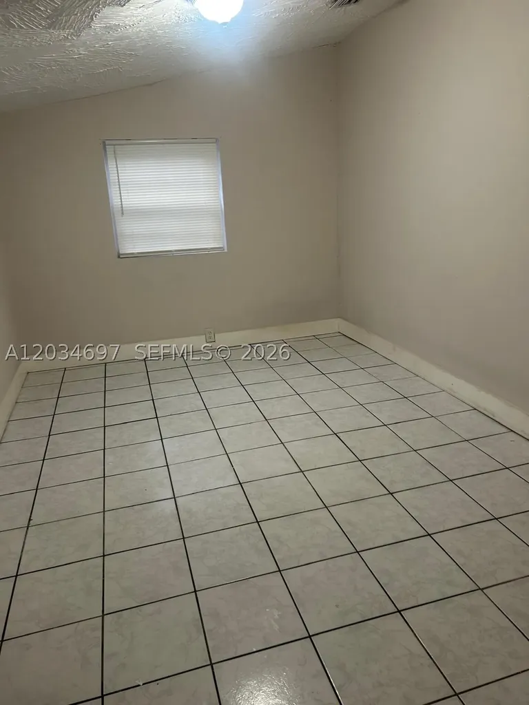 5606 Farragut Street Hollywood FL 33021
