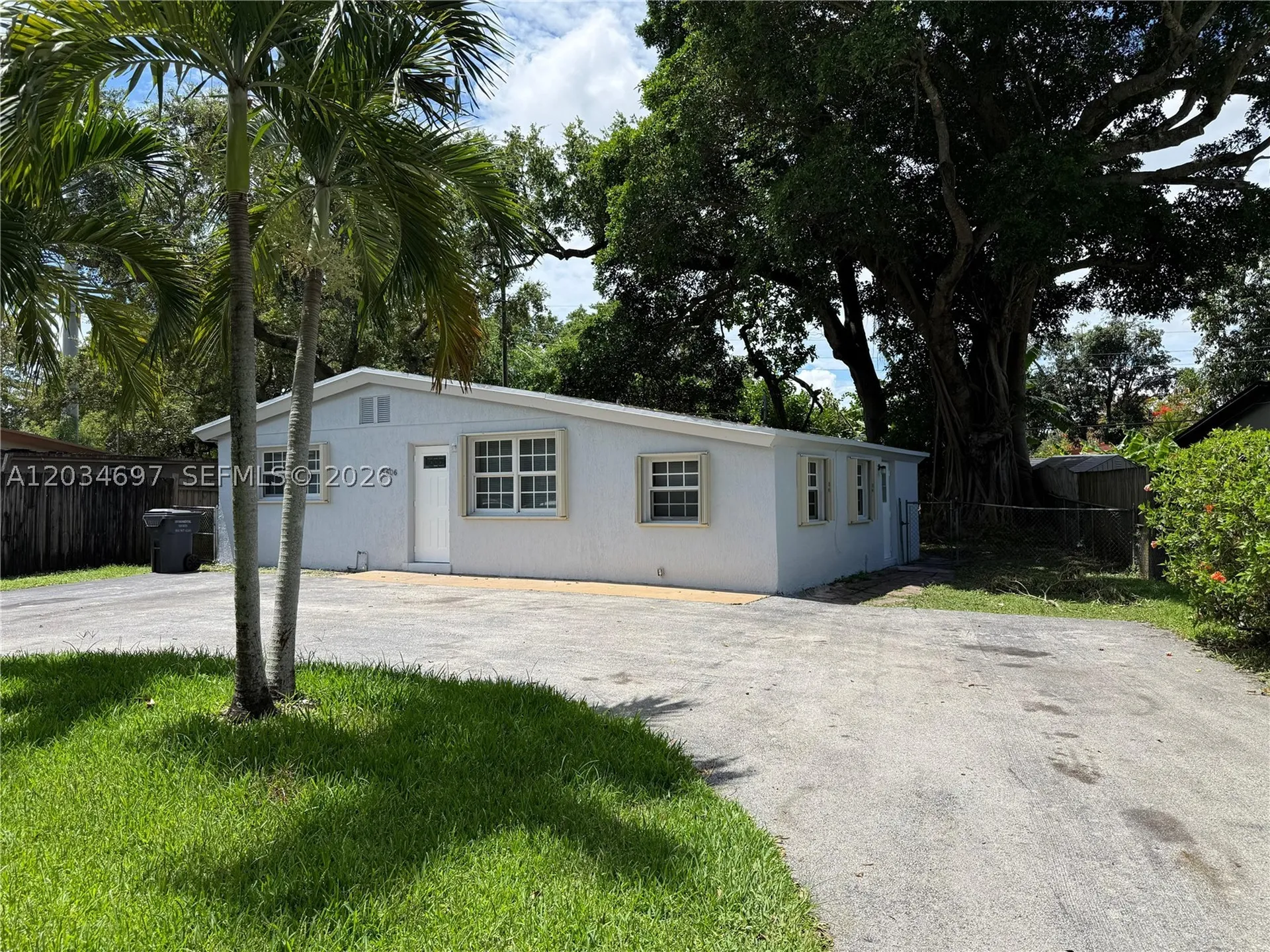 5606 Farragut Street Hollywood FL 33021