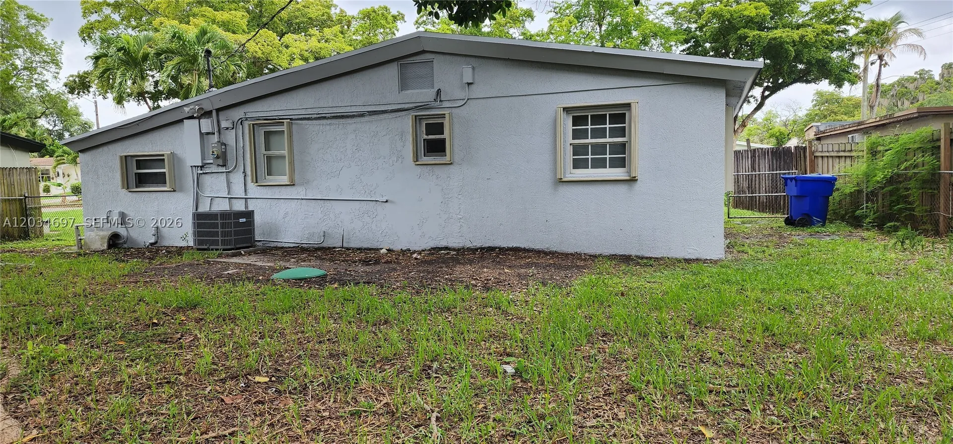 5606 Farragut Street Hollywood FL 33021