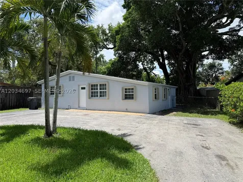 5606 Farragut Street Hollywood FL 33021