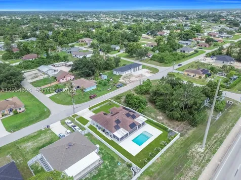 60 Floyd Avenue S Lehigh Acres FL 33976