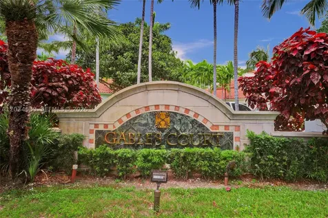 6841 SW 44th Street Miami FL 33155