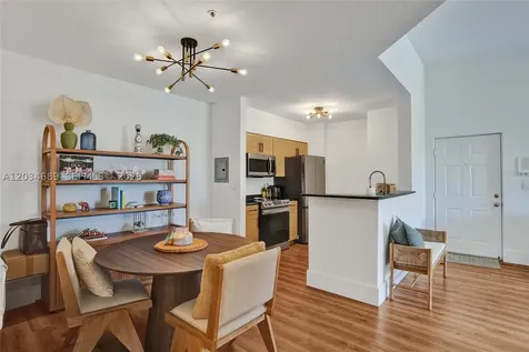 6841 SW 44th Street Miami FL 33155