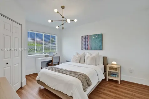 6841 SW 44th Street Miami FL 33155
