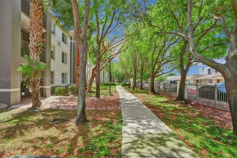 6841 SW 44th Street Miami FL 33155