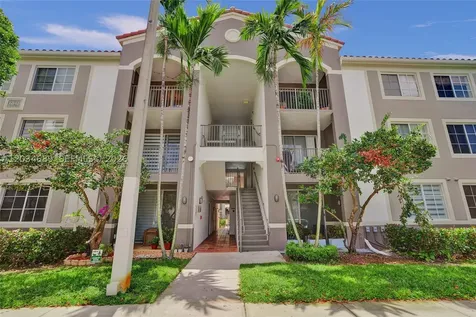 6841 SW 44th Street Miami FL 33155