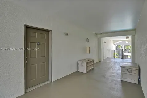 6841 SW 44th Street Miami FL 33155