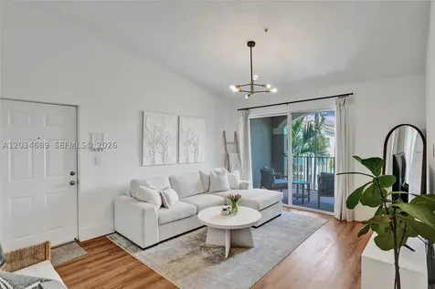 6841 SW 44th Street Miami FL 33155