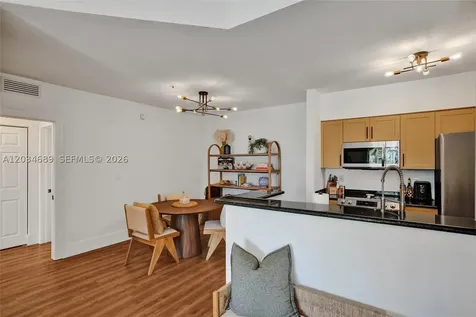6841 SW 44th Street Miami FL 33155
