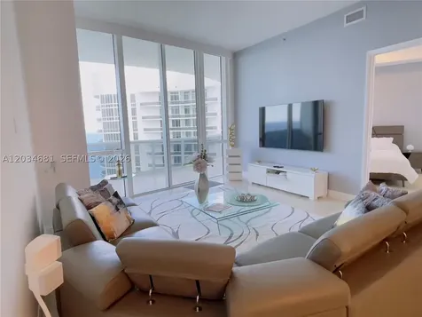 16001 Collins Avenue Sunny Isles Beach FL 33160