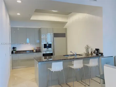 16001 Collins Avenue Sunny Isles Beach FL 33160