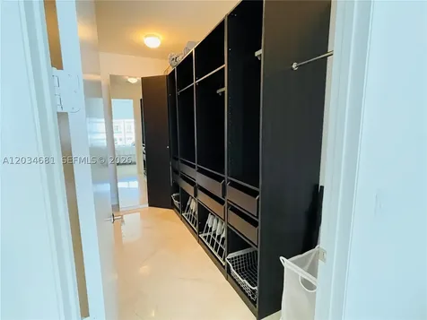 16001 Collins Avenue Sunny Isles Beach FL 33160