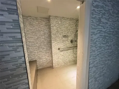 16001 Collins Avenue Sunny Isles Beach FL 33160