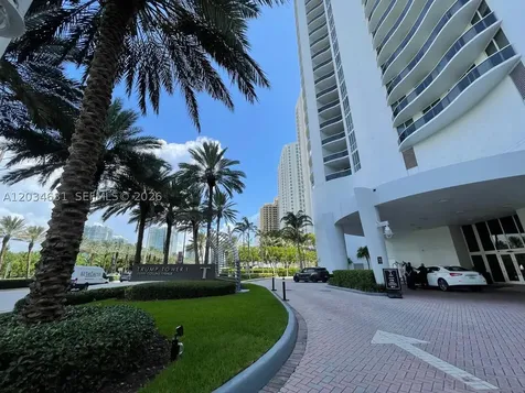 16001 Collins Avenue Sunny Isles Beach FL 33160