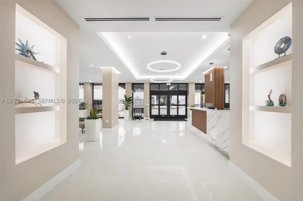 2401 S Ocean Drive Hollywood FL 33019