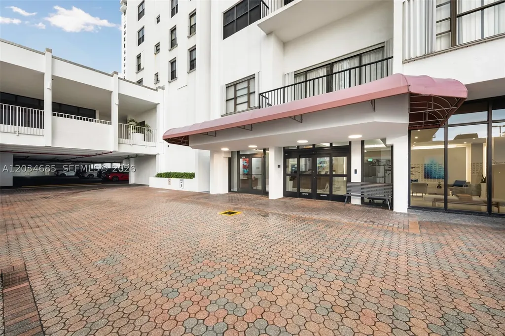 2401 S Ocean Drive Hollywood FL 33019