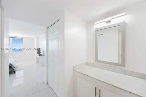 2401 S Ocean Drive Hollywood FL 33019