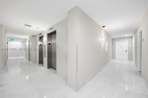 2401 S Ocean Drive Hollywood FL 33019