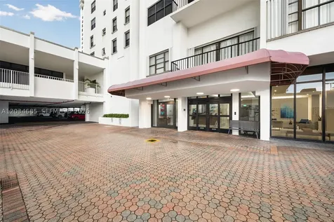 2401 S Ocean Drive Hollywood FL 33019