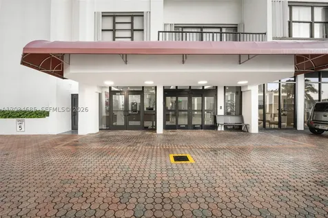 2401 S Ocean Drive Hollywood FL 33019