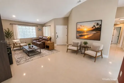 414 SW 177th Avenue Pembroke Pines FL 33029