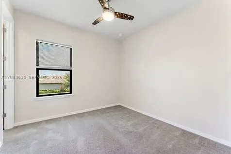 2485 Primrose Place Oakland Park FL 33309