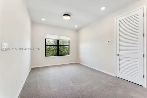 2485 Primrose Place Oakland Park FL 33309