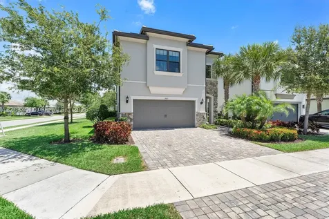 2485 Primrose Place Oakland Park FL 33309