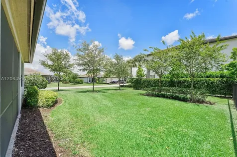 2485 Primrose Place Oakland Park FL 33309