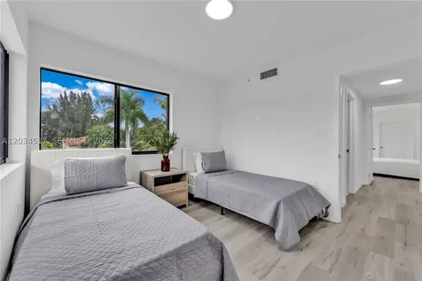 155 NW 160th Street North Miami Beach FL 33169