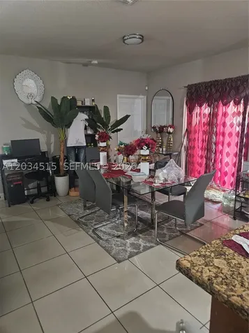 1905 NW 113th Terrace Miami FL 33167